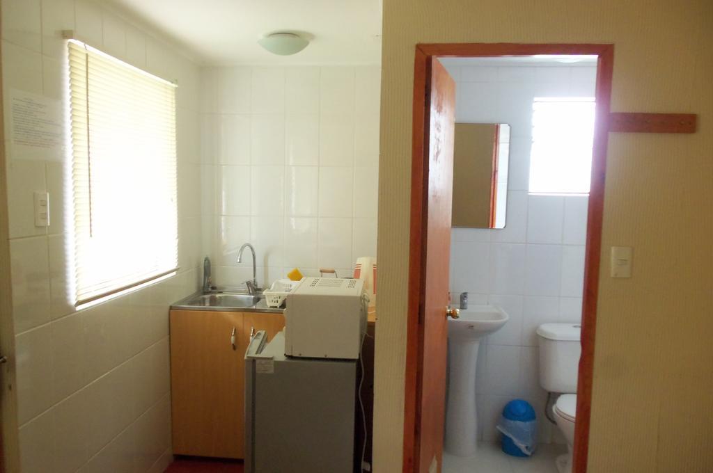Acropolis Hostal La Serena Exterior photo